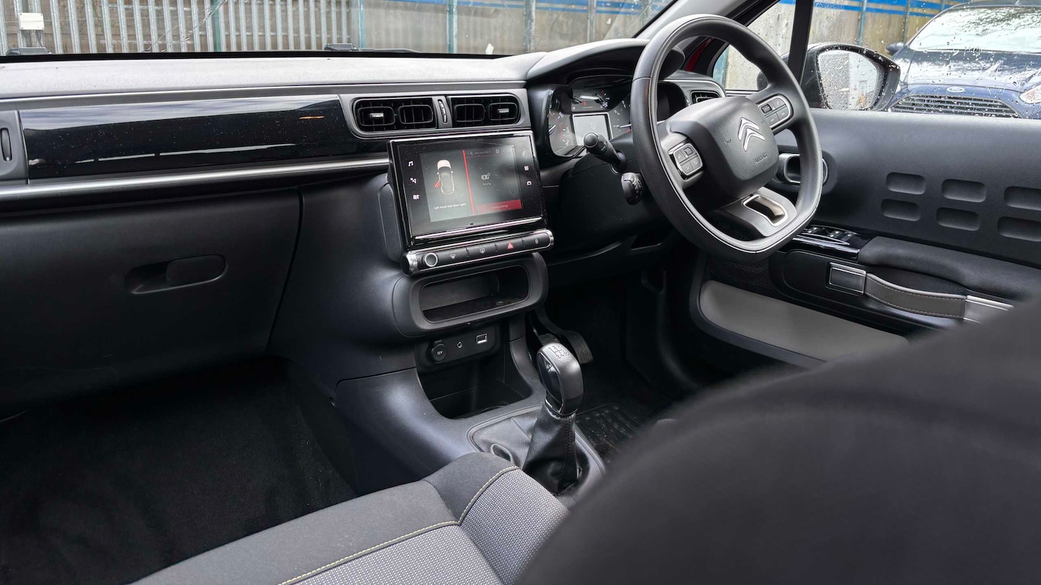 Used Citroen C3 2017 for sale - 76501848: Photo 2