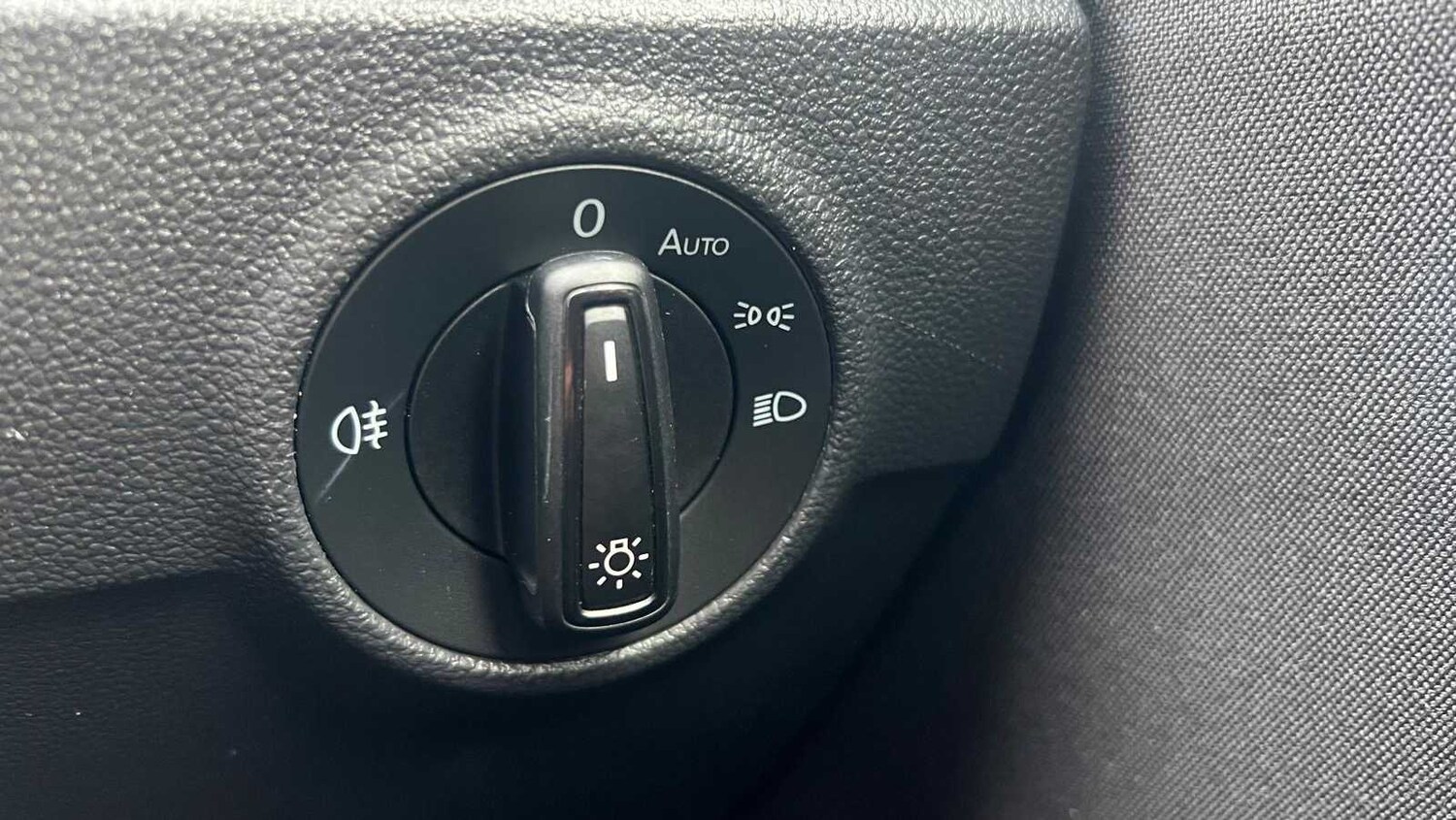 Used Volkswagen T-Roc 2023 for sale - 77711180: Photo 16