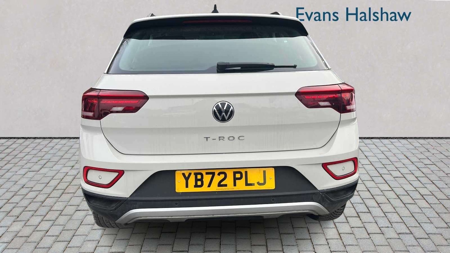 Used Volkswagen T-Roc 2023 for sale - 77711180: Photo 5