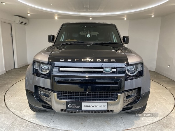 Used Land Rover Defender 2021 for sale - 76500084: Photo 2