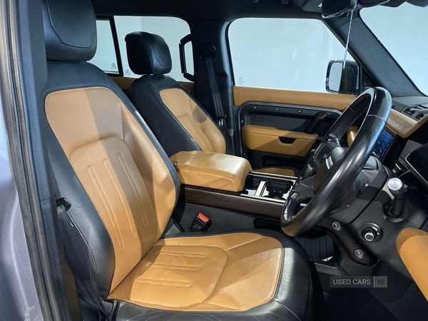 Used Land Rover Defender 2021 for sale - 76500084: Photo 9