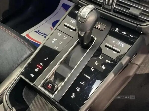 Used Porsche Macan 2022 for sale - 77017605: Photo 19