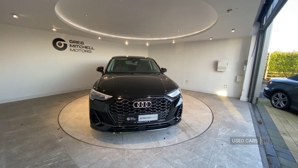 Used Audi Q3 2023 for sale - 76690373: Photo 2