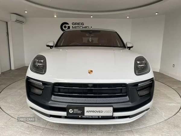 Used Porsche Macan 2022 for sale - 76486048: Photo 2