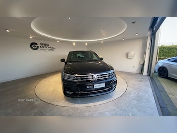 Used Volkswagen Tiguan 2017 for sale - 77018023: Photo