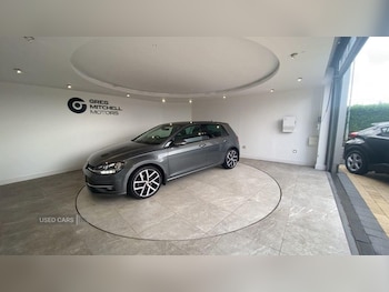 Used Volkswagen Golf 2018 for sale - 75614652: Photo