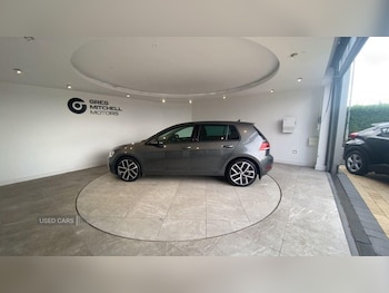 Used Volkswagen Golf 2018 for sale - 75614652: Photo