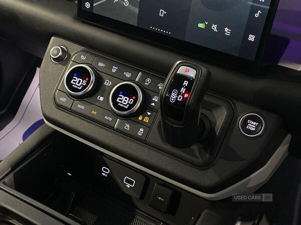 Used Land Rover Defender 2022 for sale - 77192335: Photo 15