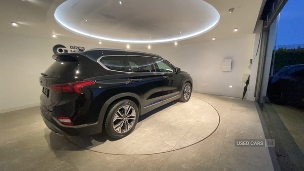 Used Hyundai Santa Fe 2019 for sale - 76936943: Photo 7