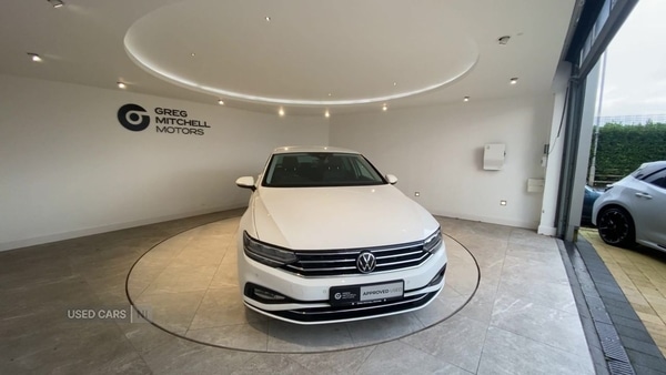 Used Volkswagen Passat 2020 for sale - 76523171: Photo 2
