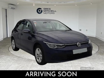 Volkswagen - Golf