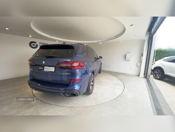 Used BMW X5 2021 for sale - 76621315: Photo