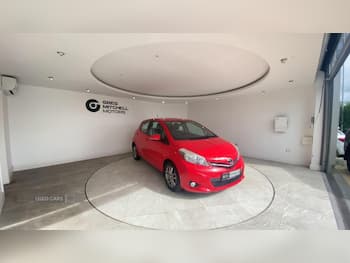 Used Toyota Yaris 2014 for sale - 79633417: Photo