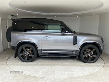 Used Land Rover Defender 2022 for sale - 78879597: Photo