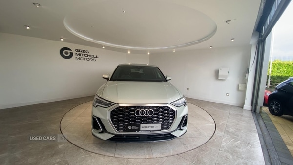 Used Audi Q3 2021 for sale - 77684613: Photo 2