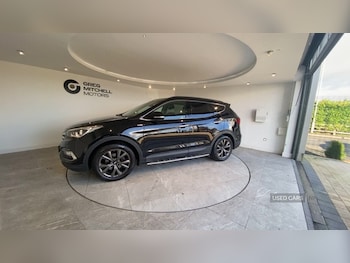 Used Hyundai Santa Fe 2017 for sale - 76753785: Photo