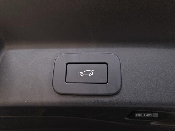Used Jaguar F-Pace 2022 for sale - 76153862: Photo 8