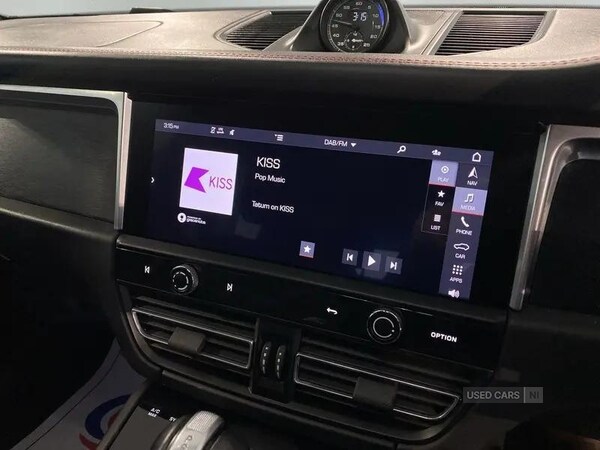 Used Porsche Macan 2022 for sale - 76965771: Photo 16