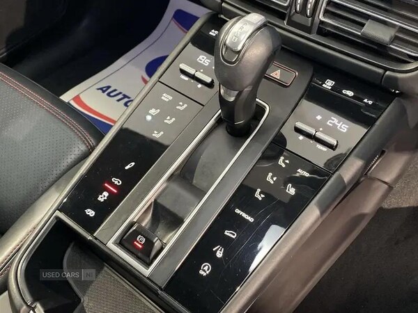 Used Porsche Macan 2022 for sale - 76965771: Photo 19