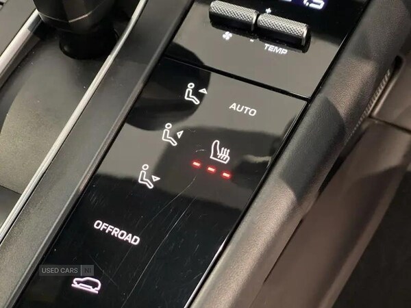 Used Porsche Macan 2022 for sale - 76965771: Photo 20