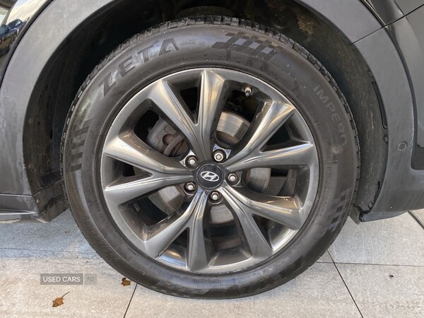 Used Hyundai Santa Fe 2017 for sale - 76998221: Photo 17