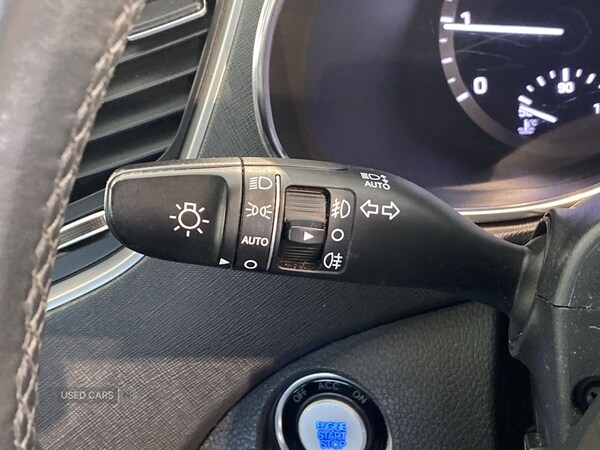 Used Hyundai Santa Fe 2017 for sale - 76998221: Photo 26