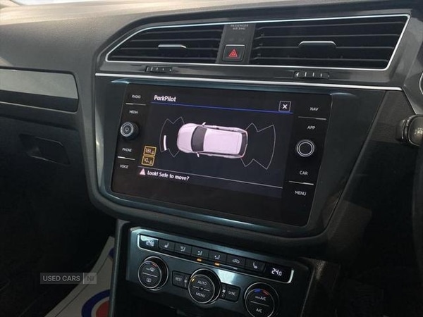 Used Volkswagen Tiguan 2017 for sale - 76523001: Photo 28