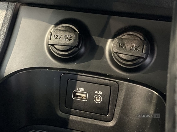 Used Hyundai Santa Fe 2017 for sale - 76528633: Photo 35