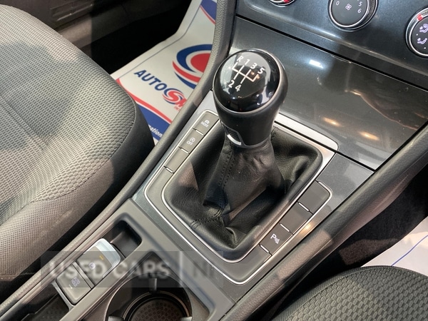 Used Volkswagen Golf 2018 for sale - 77884127: Photo 22