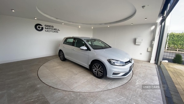 Used Volkswagen Golf 2018 for sale - 77884127: Photo 9