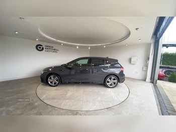 Used Volkswagen Golf 2024 for sale - 79084039: Photo