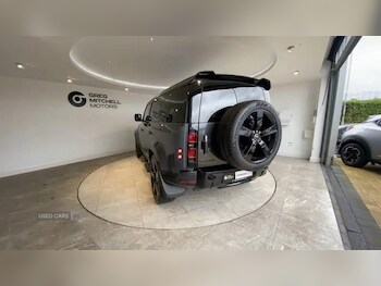 Used Land Rover Defender 2023 for sale - 78890513: Photo