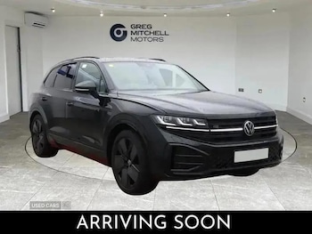 2024 - 3.0 V6 TDI 4Motion 286 Black Edition 5dr Tip Auto