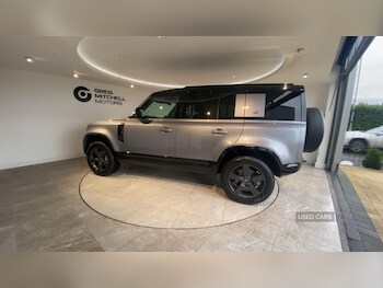 Used Land Rover Defender 2024 for sale - 77854579: Photo