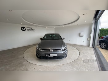 Used Volkswagen Golf 2020 for sale - 75697533: Photo