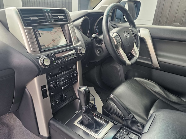 Used Toyota Landcruiser 2010 for sale - 75683799: Photo 10