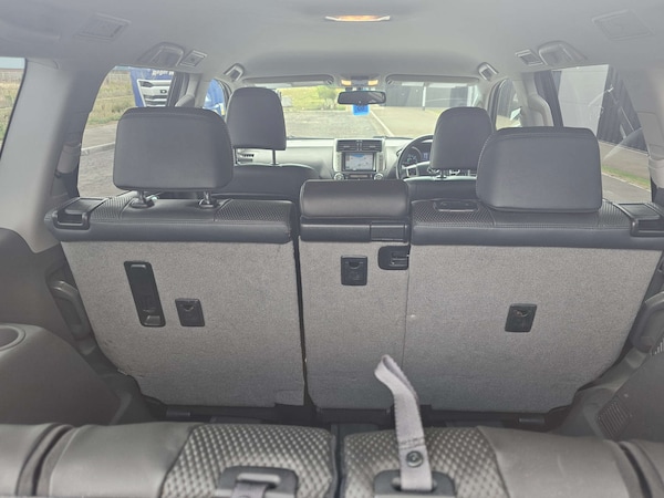 Used Toyota Landcruiser 2010 for sale - 75683799: Photo 15