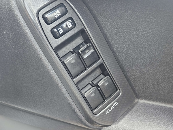 Used Toyota Landcruiser 2010 for sale - 75683799: Photo 18