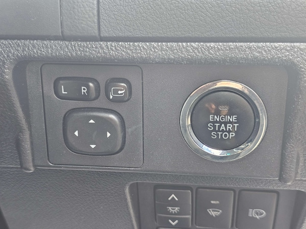 Used Toyota Landcruiser 2010 for sale - 75683799: Photo 19