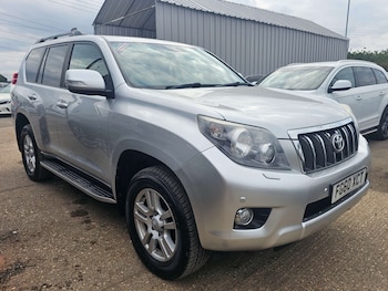 Used Toyota Land Cruiser 2010 for sale - 75683799: Photo