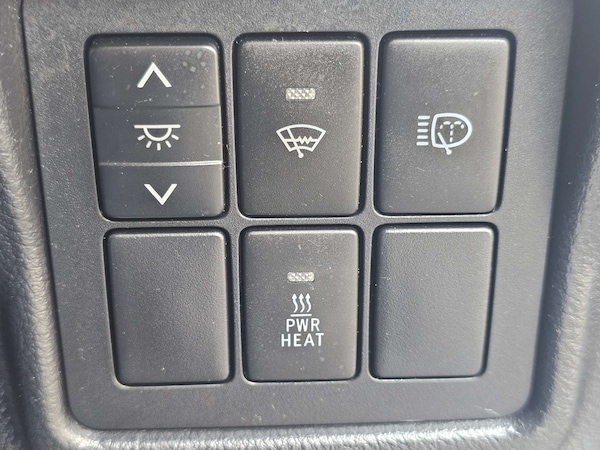 Used Toyota Landcruiser 2010 for sale - 75683799: Photo 31
