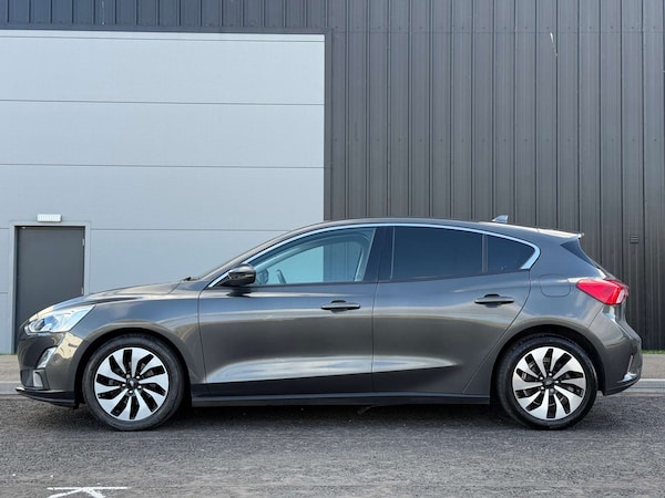 Used Ford Focus 2019 for sale - 76068136: Photo 5