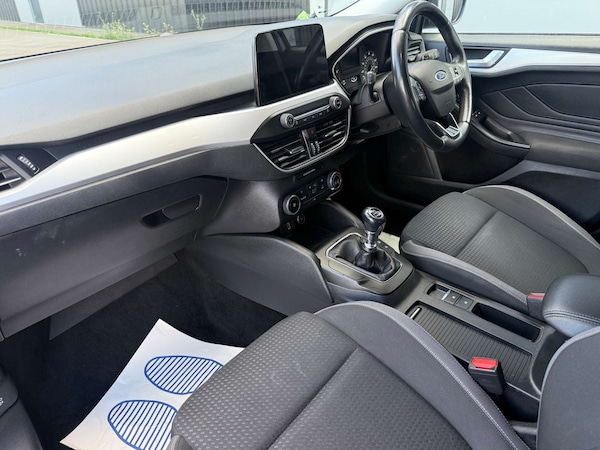 Used Ford Focus 2019 for sale - 76068136: Photo 9