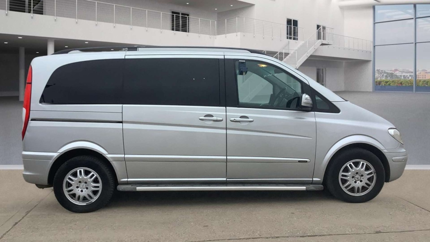 Used Mercedes-Benz Viano 2009 for sale - 77609416: Photo 11