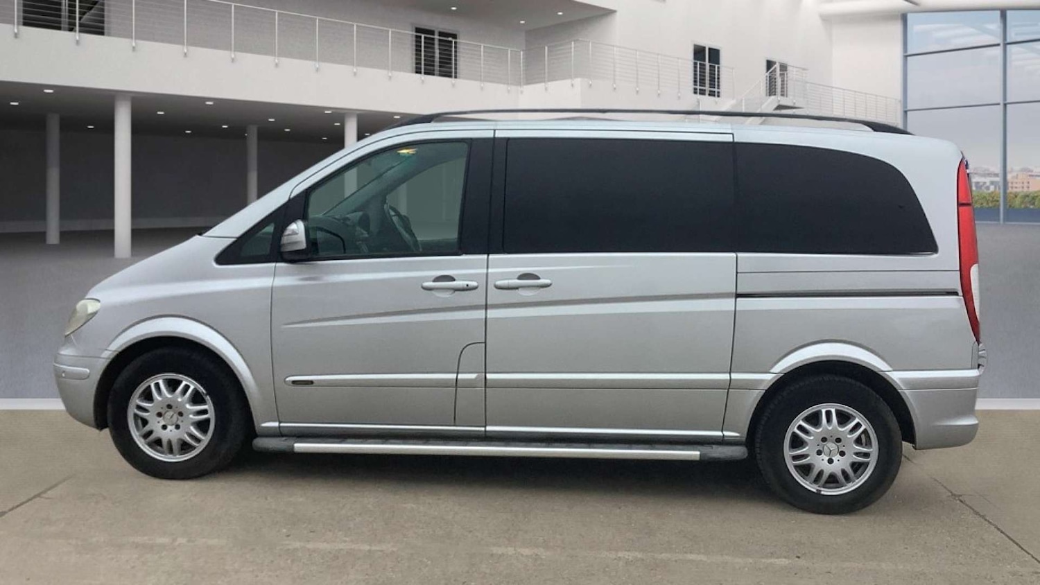 Used Mercedes-Benz Viano 2009 for sale - 77609416: Photo 12