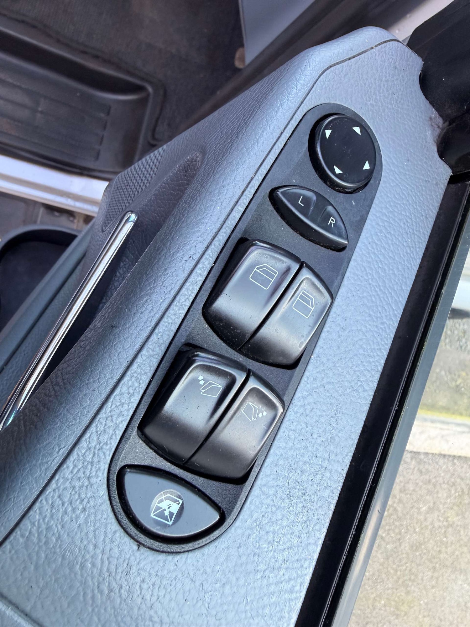 Used Mercedes-Benz Viano 2009 for sale - 77609416: Photo 19