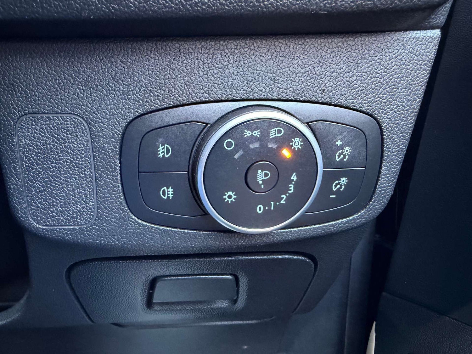 Used Ford Focus 2019 for sale - 77975428: Photo 15