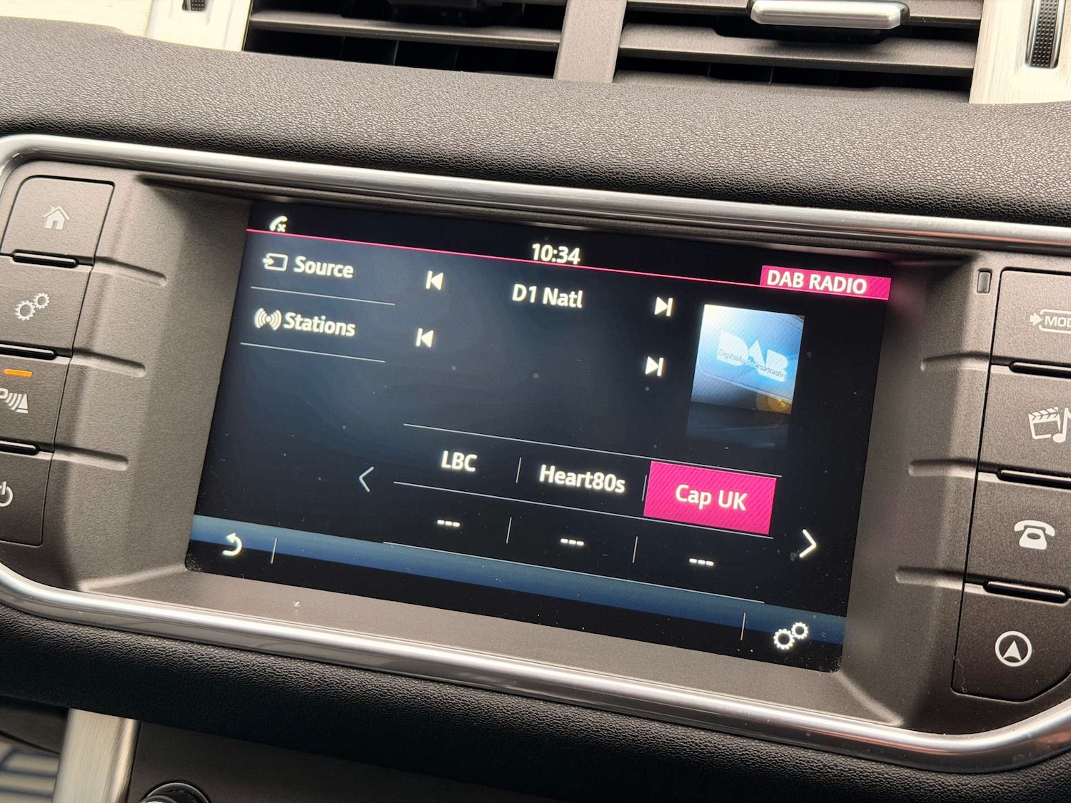 Used Land Rover Range Rover Evoque 2016 for sale - 76957850: Photo 14