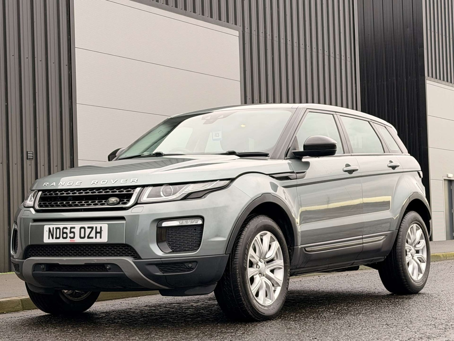 Used Land Rover Range Rover Evoque 2016 for sale - 76957850: Photo 3