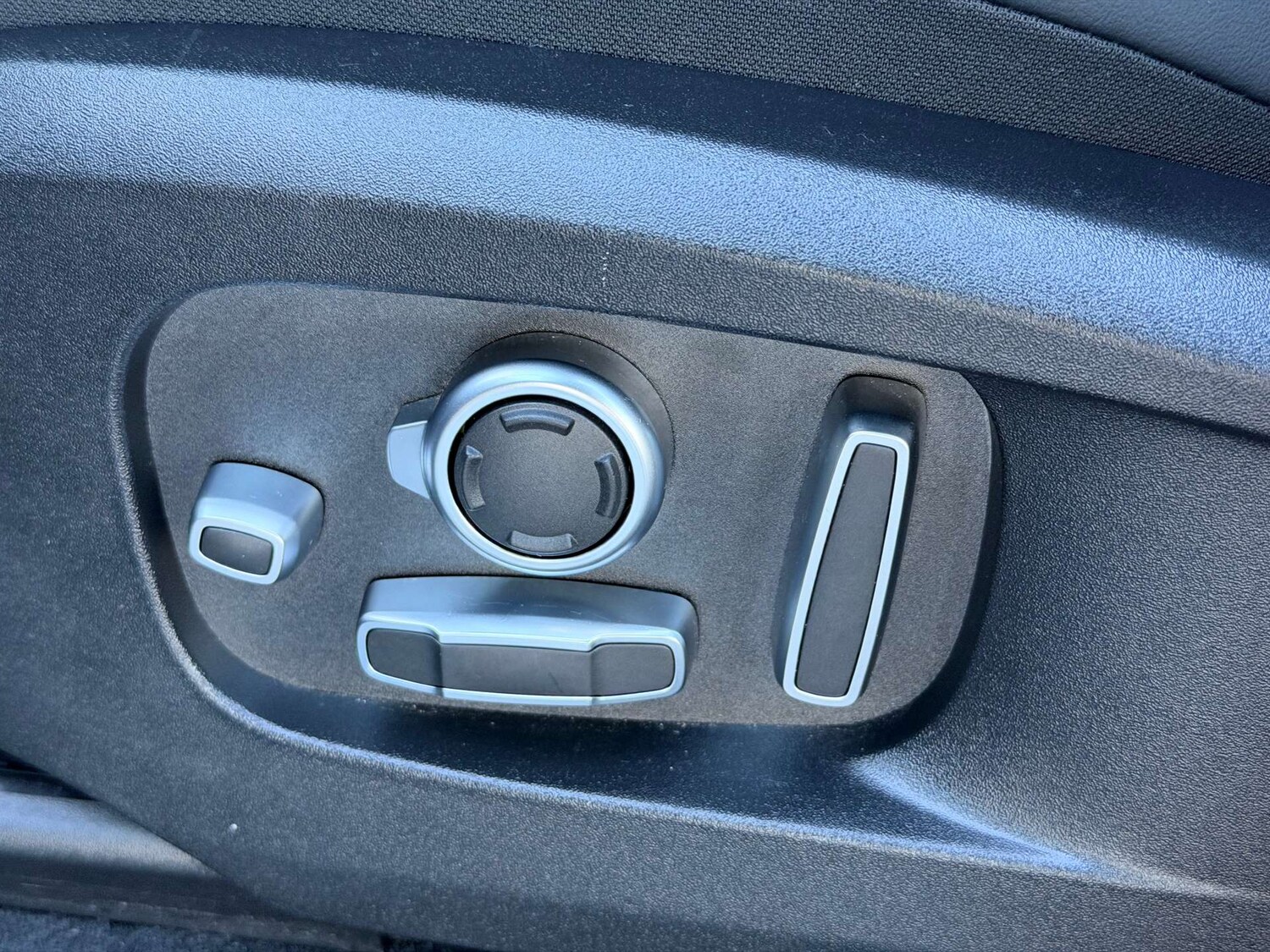 Used Jaguar F-Pace 2021 for sale - 77270759: Photo 28